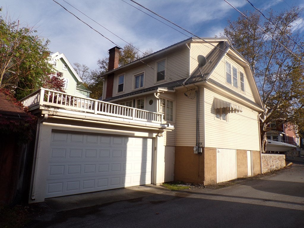 511 12th Street Huntingdon, PA 16652 - Photo 2 of 16 Gallery Image 2