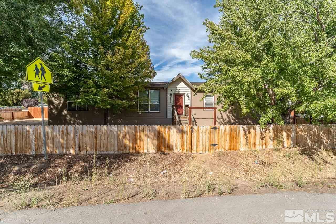 275 Magnolia Way Reno, NV 89506 - Photo 2 of 30 Photo 2