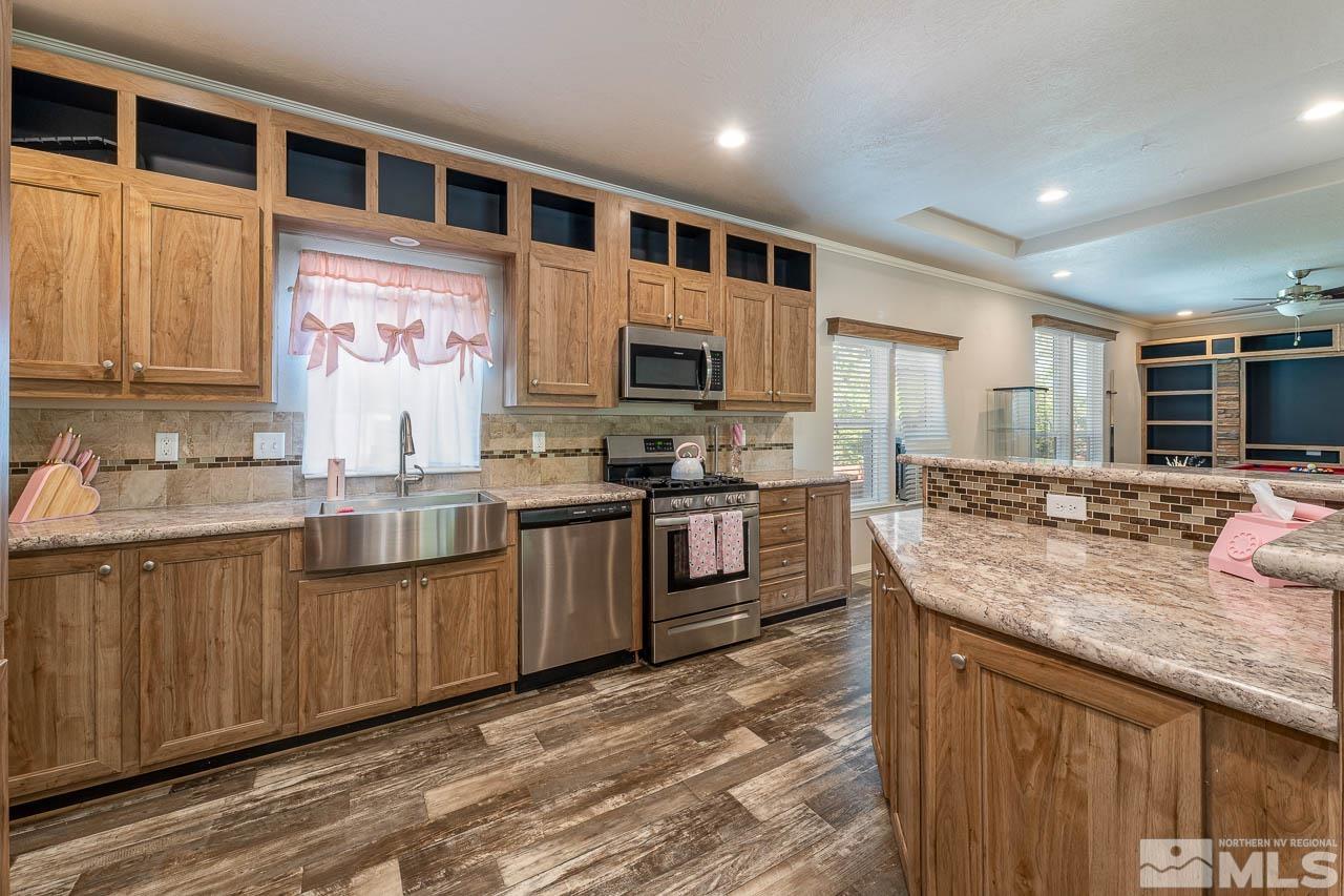 275 Magnolia Way Reno, NV 89506 - Photo 8 of 30 Photo 8