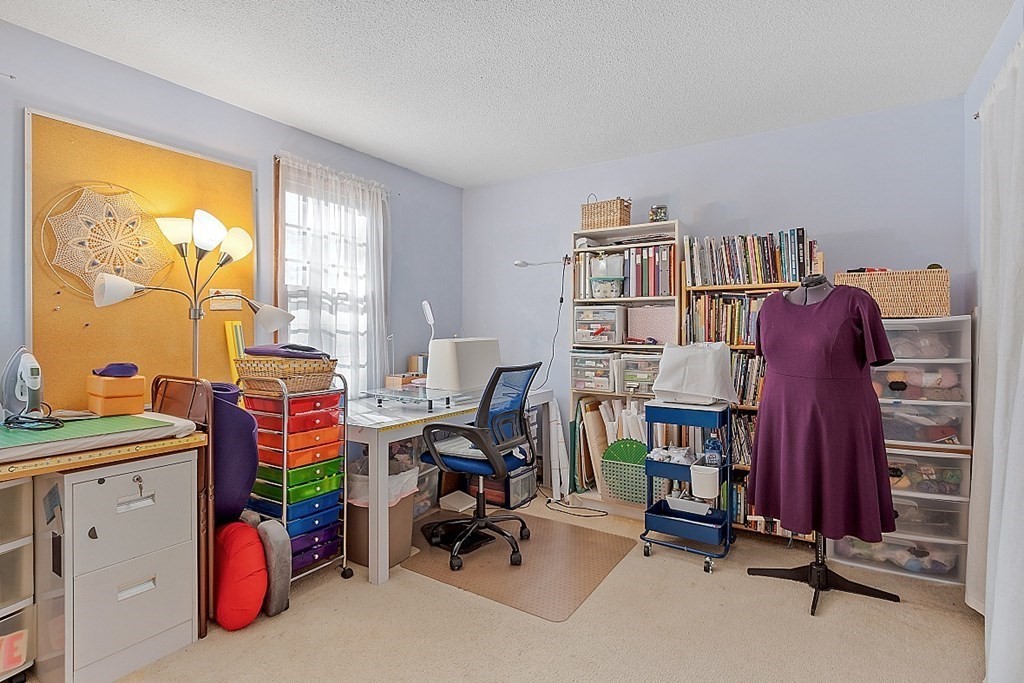 37 Freeman Road Chelmsford, MA 01824 - Photo 13 of 33