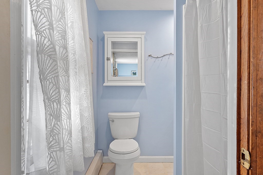 37 Freeman Road Chelmsford, MA 01824 - Photo 17 of 33