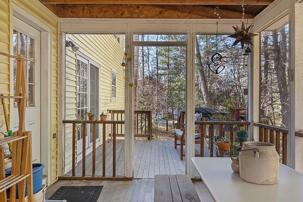 37 Freeman Road Chelmsford, MA 01824 - Photo 24 of 33