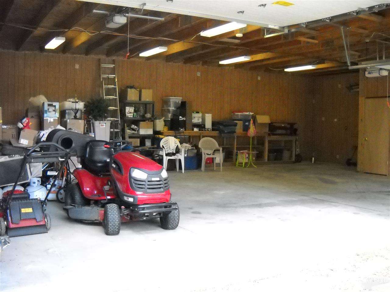 2335 Broken Oak Road Fort Wayne, IN 46818 - Photo 10 of 30