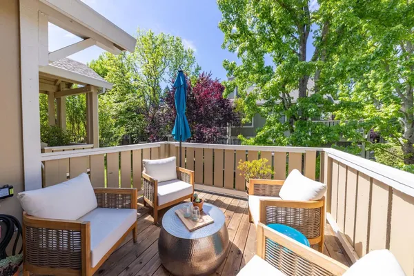 $580,000 | 665 Cherry Avenue, Sonoma, CA 95476