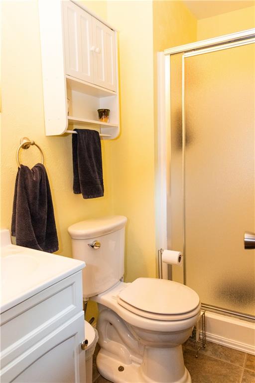 11322 McKee Road North Huntingdon, PA 15642 - Photo 12 of 25 Private Master Bath.