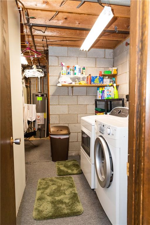 11322 McKee Road North Huntingdon, PA 15642 - Photo 19 of 25 Laundryroom has a storage closet and enough room for a folding table.