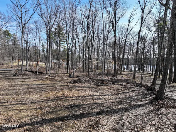 $185,000 | 8 Nacy Road, Lake George, NY 12845