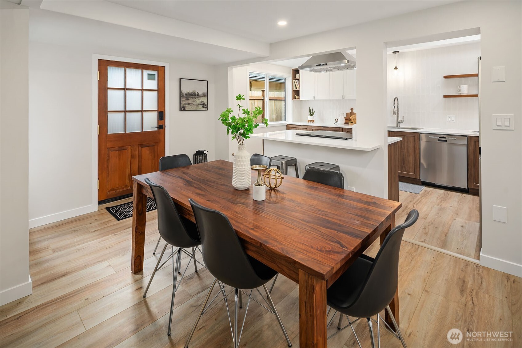 13002 6th Avenue Northwest Seattle, WA 98177 - Photo 12 of 38