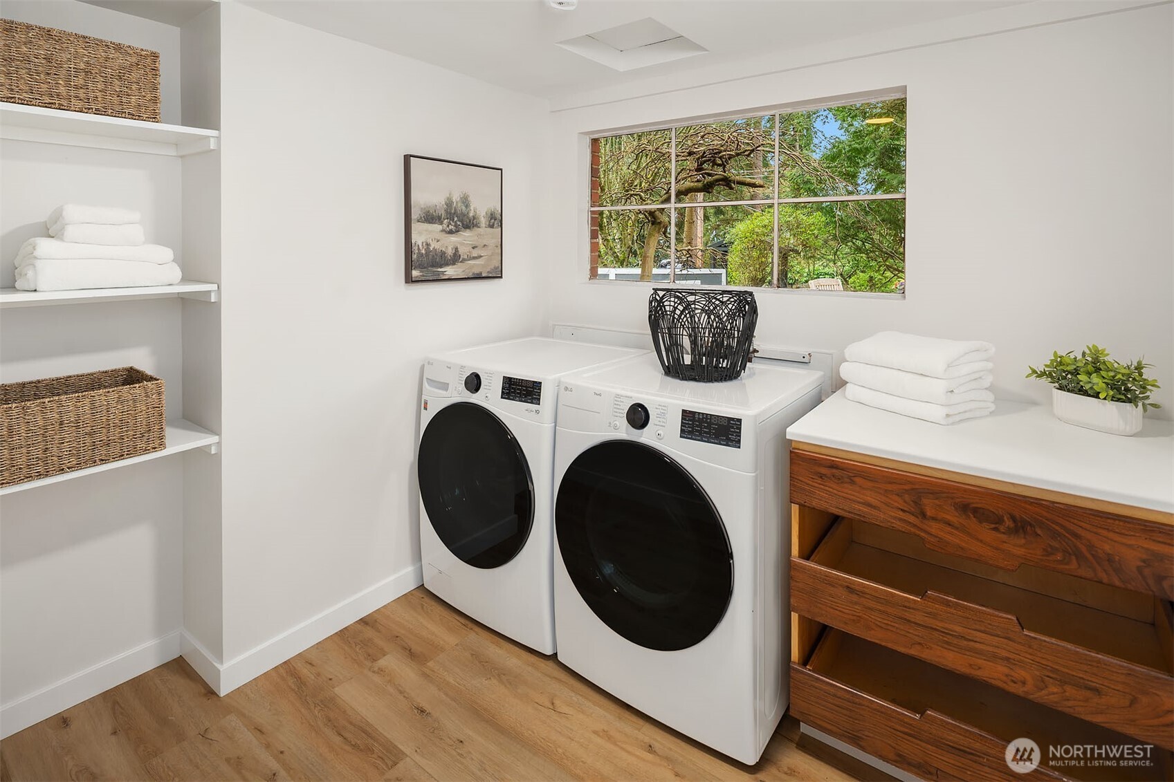 13002 6th Avenue Northwest Seattle, WA 98177 - Photo 25 of 38