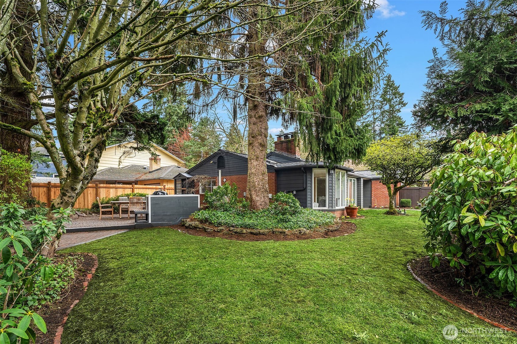 13002 6th Avenue Northwest Seattle, WA 98177 - Photo 29 of 38