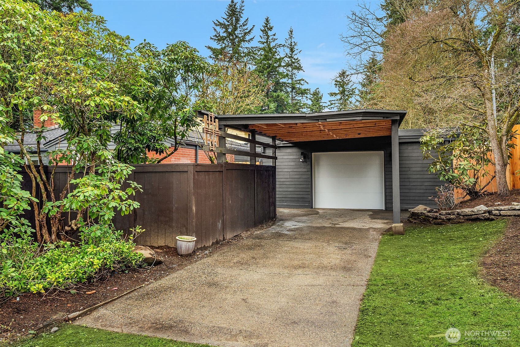 13002 6th Avenue Northwest Seattle, WA 98177 - Photo 34 of 38