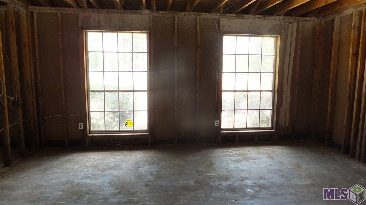14016 Gary Babin Road St. Amant, LA 70774 - Photo 9 of 14 FAMILY ROOM