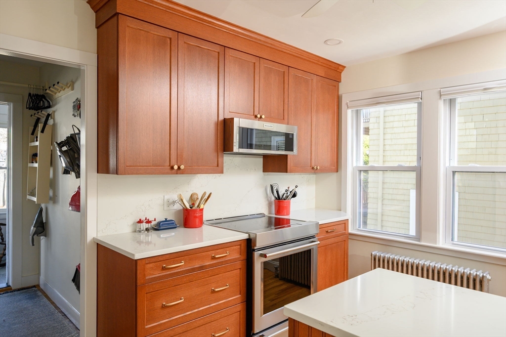 2 Viola Street, Unit 2A Milton, MA 02186 - Photo 8 of 34