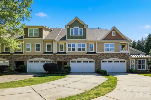 $2,900 | 4008 La Crema Drive, Charlotte, NC 28214