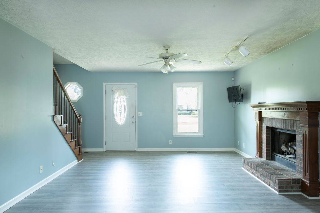 3232 Valley Bend Road Murfreesboro, TN 37129 - Photo 3 of 21 Gallery Image 3