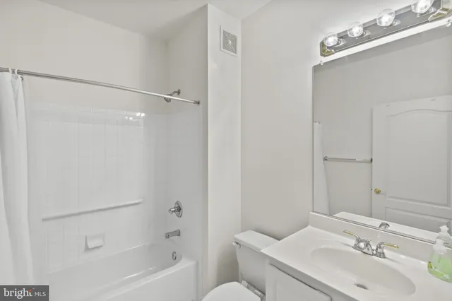 $360,000 | 2115 Ganton Green, Unit G107, Woodstock, MD 21163