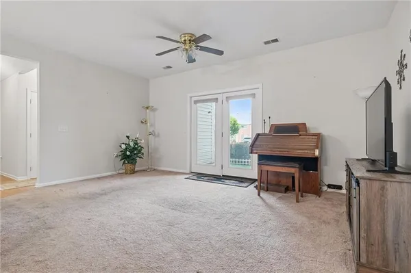 $239,600 | 850 Hidden Ridge Court, Unit 101, South Park, PA 15129