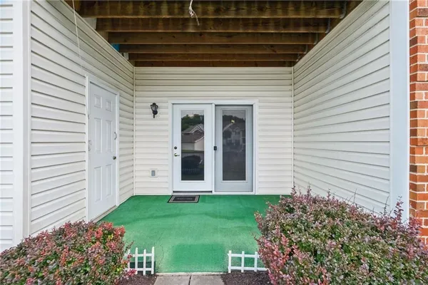 $239,600 | 850 Hidden Ridge Court, Unit 101, South Park, PA 15129