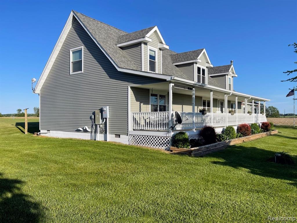 4310 Chevington Road Deckerville, MI 48427 - Photo 3 of 25