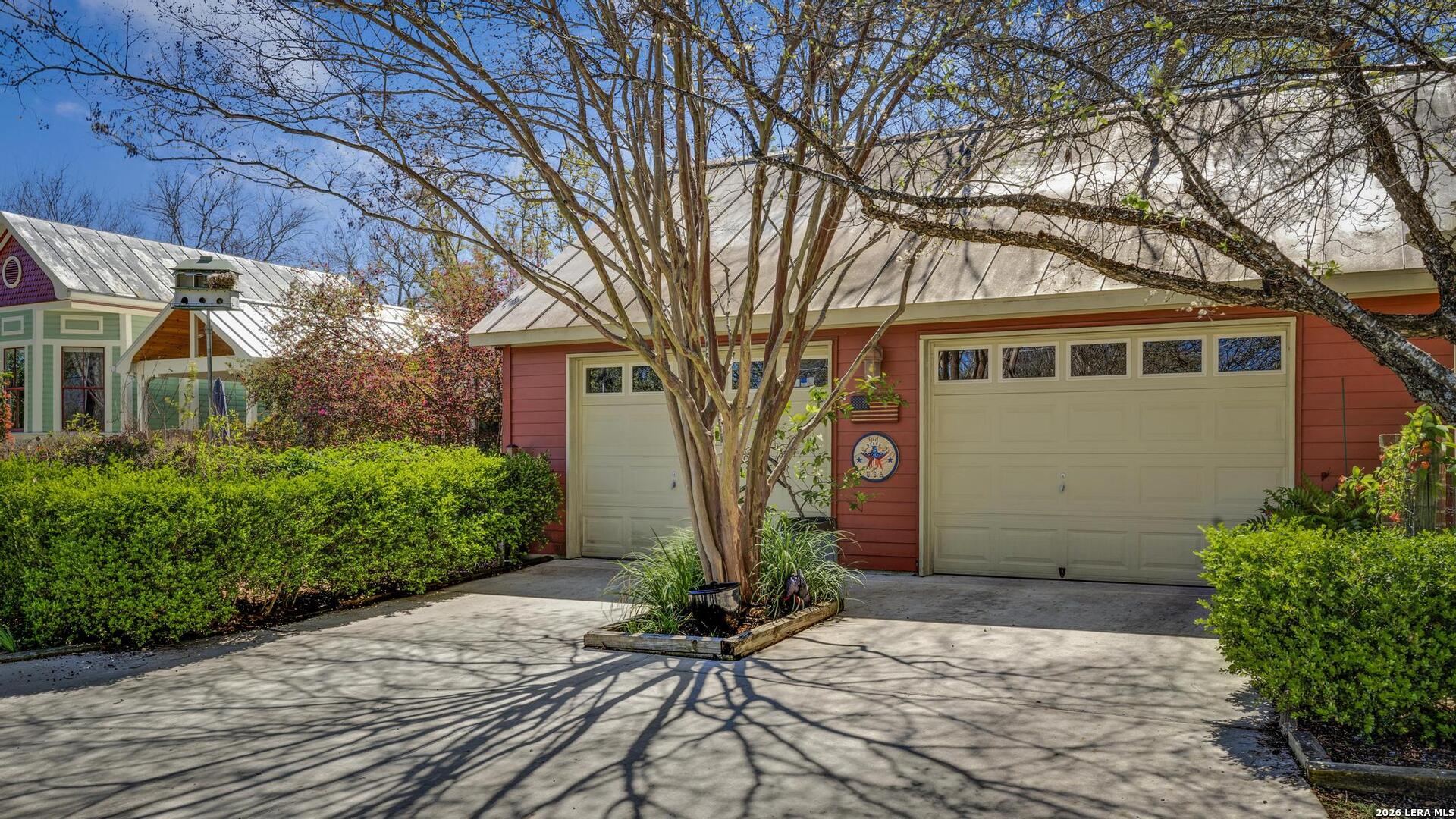 101 Landa Street Boerne, TX 78006 - Photo 8 of 50