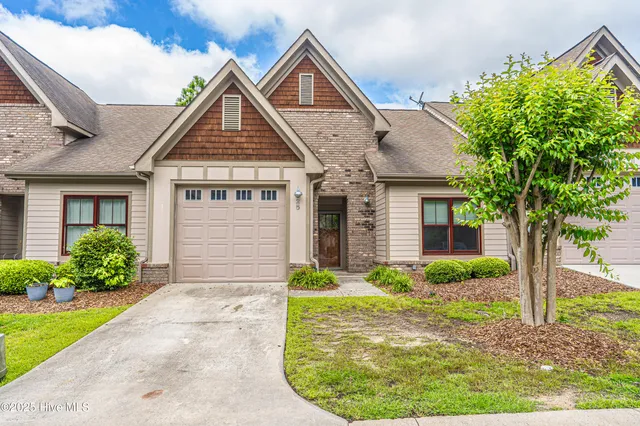 $1,800 | 25 Elk Ridge Lane, Southern Pines, NC 28387