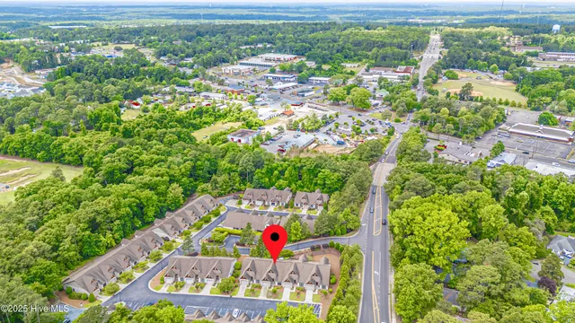 $1,800 | 25 Elk Ridge Lane, Southern Pines, NC 28387