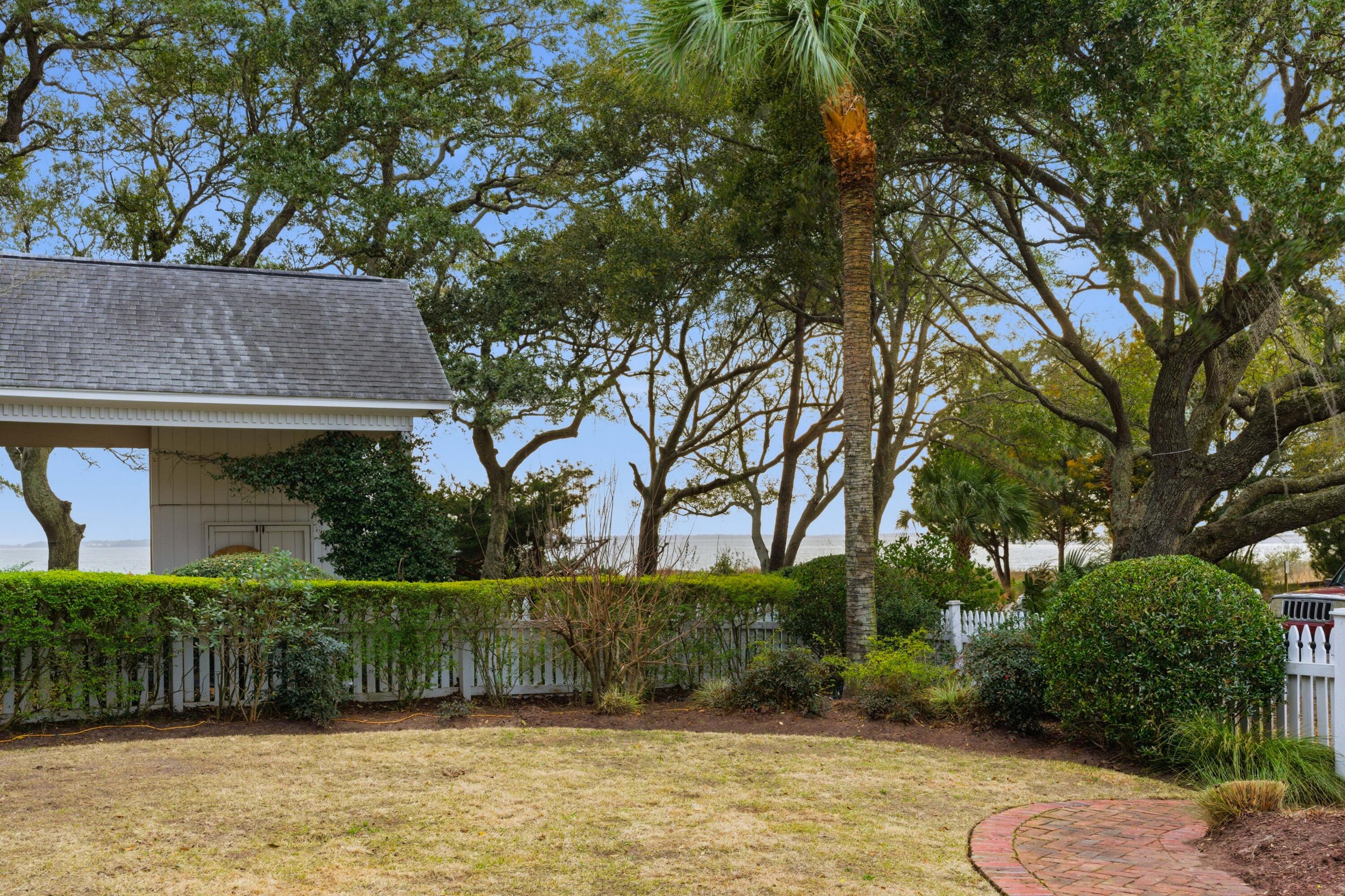 2 Pierates Cruz Mount Pleasant, SC 29464 - Photo 55 of 64 36