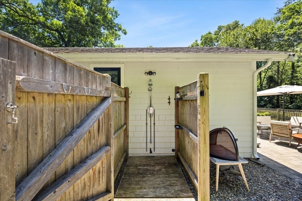 822 First Parish Road Scituate, MA 02066 - Photo 10 of 32