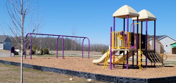 $575,000 | 7920 Loralyn Court, Unit 34, Caledonia, MI 49316