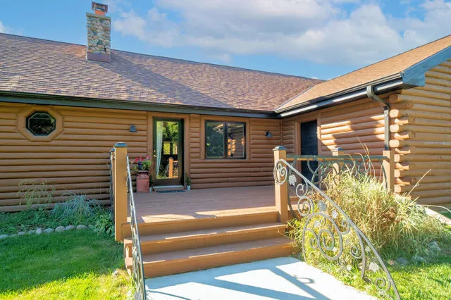 $605,000 | 231 Scenic Road, Richfield, WI 53017