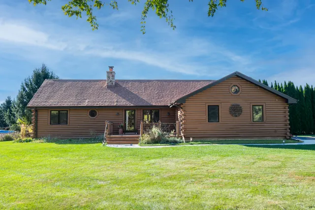 $620,000 | 231 Scenic Road, Richfield, WI 53017