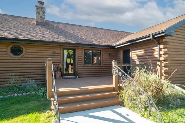 $620,000 | 231 Scenic Road, Richfield, WI 53017