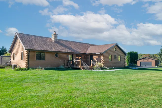 $620,000 | 231 Scenic Road, Richfield, WI 53017