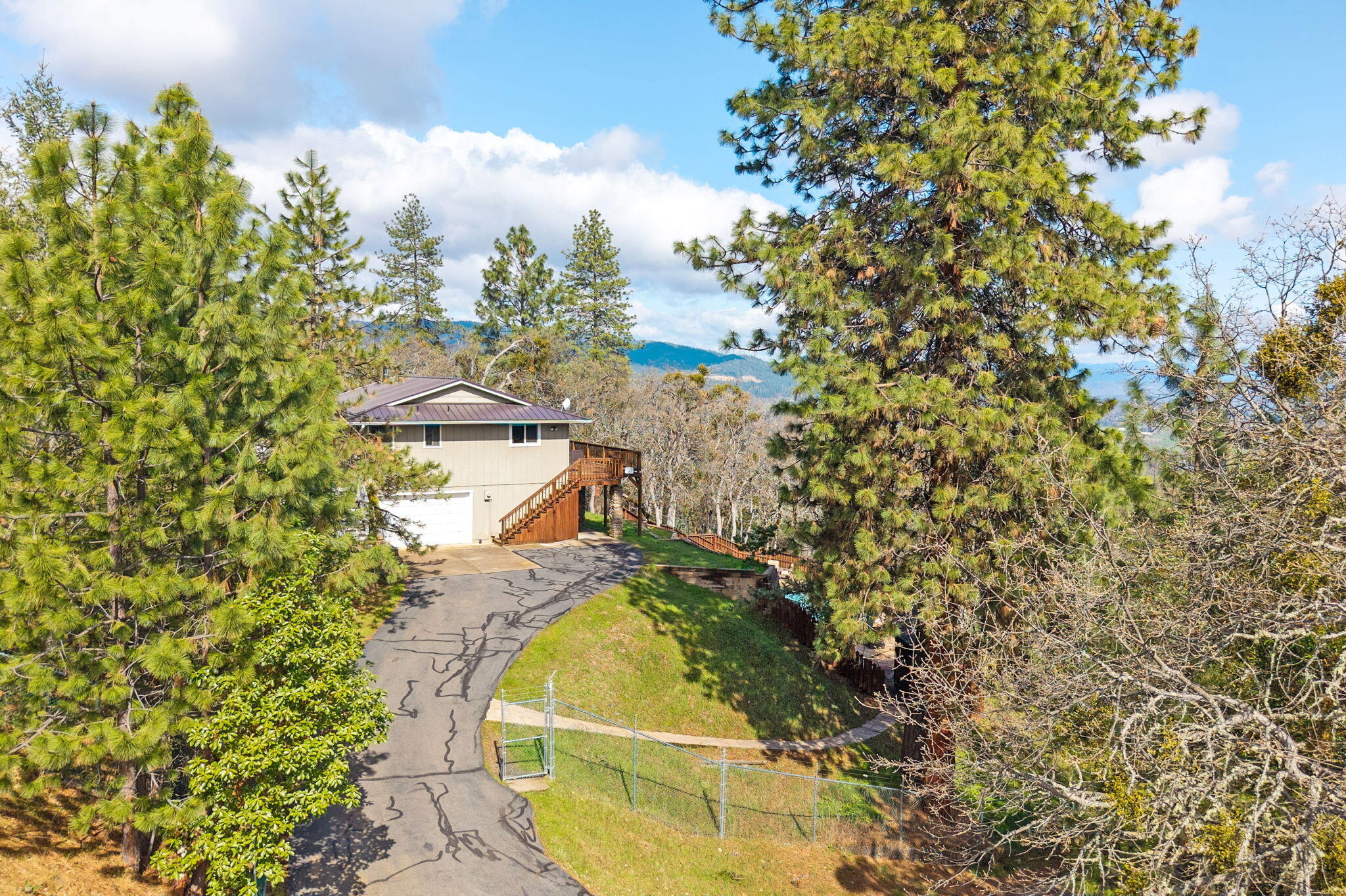 2106 Knowles Road Medford, OR 97501 - Photo 6 of 50 07