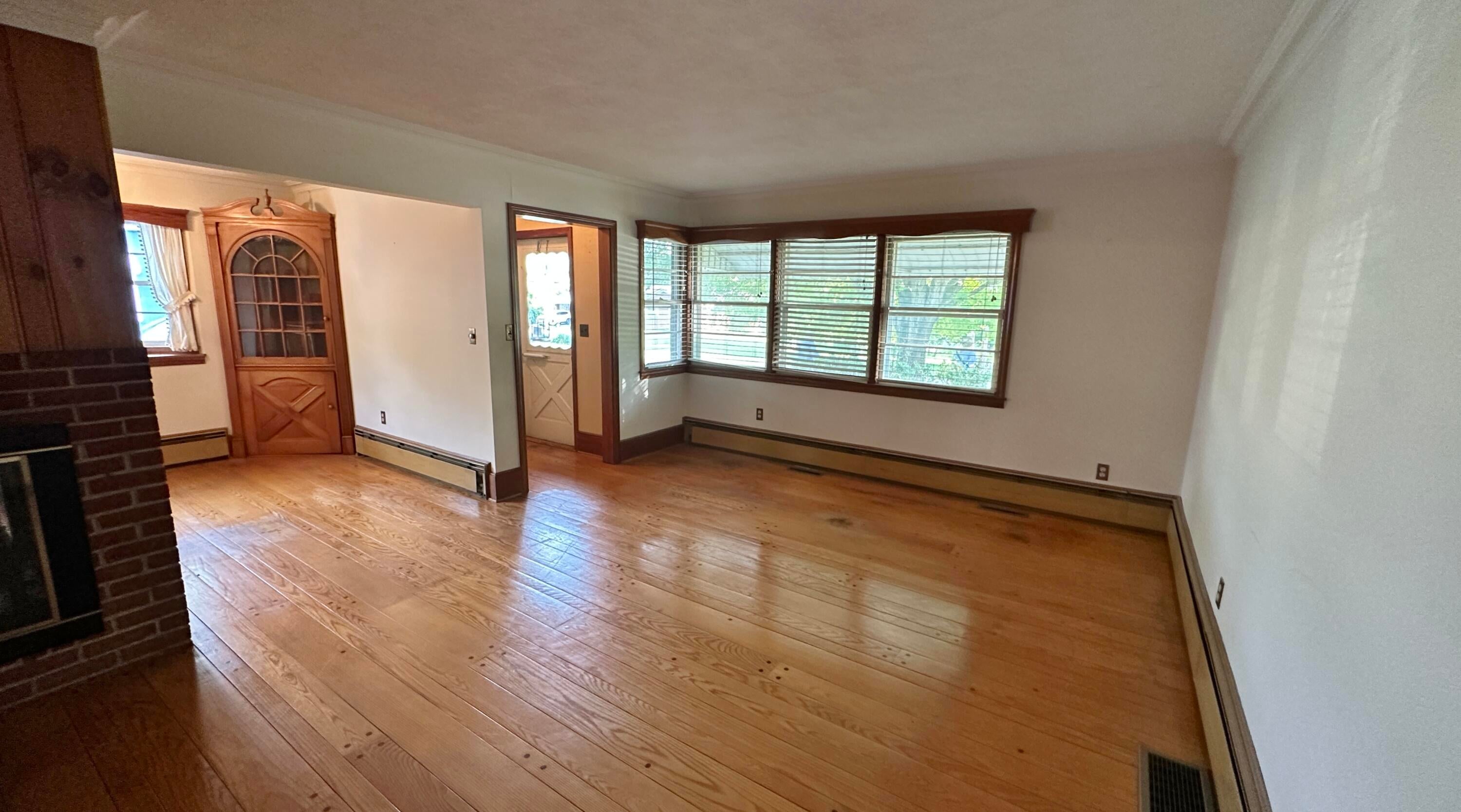 338 Rowan Road White Sulphur Springs, WV 24986 - Photo 13 of 52 Gallery Image 13