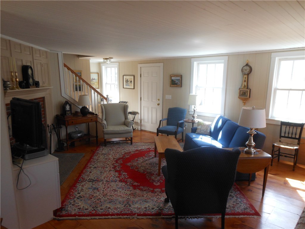 11 Cucumber Hill Road Foster, RI 02825 - Photo 5 of 26 LIVING ROOM