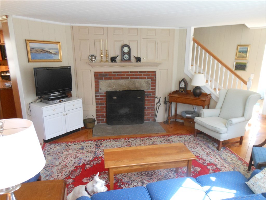 11 Cucumber Hill Road Foster, RI 02825 - Photo 6 of 26 LIVING ROOM