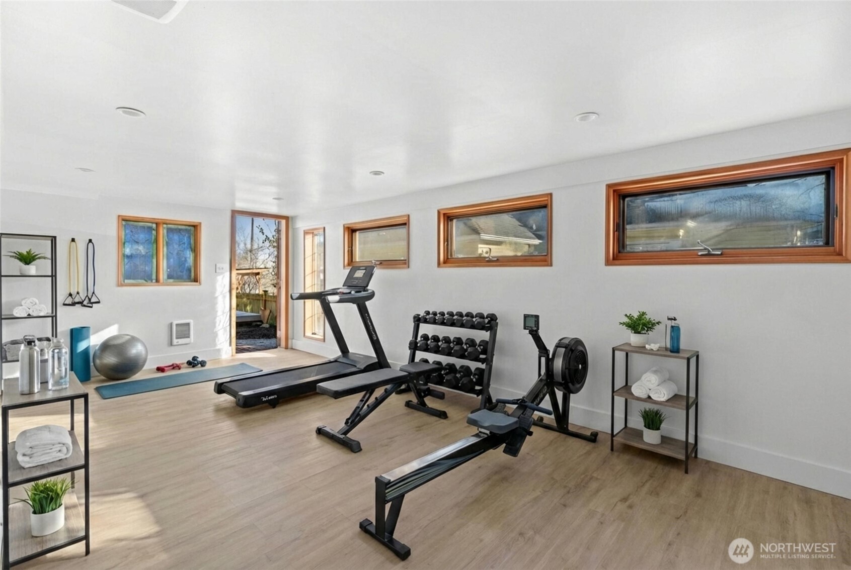 4228 Eastern Avenue North Seattle, WA 98103 - Photo 21 of 26