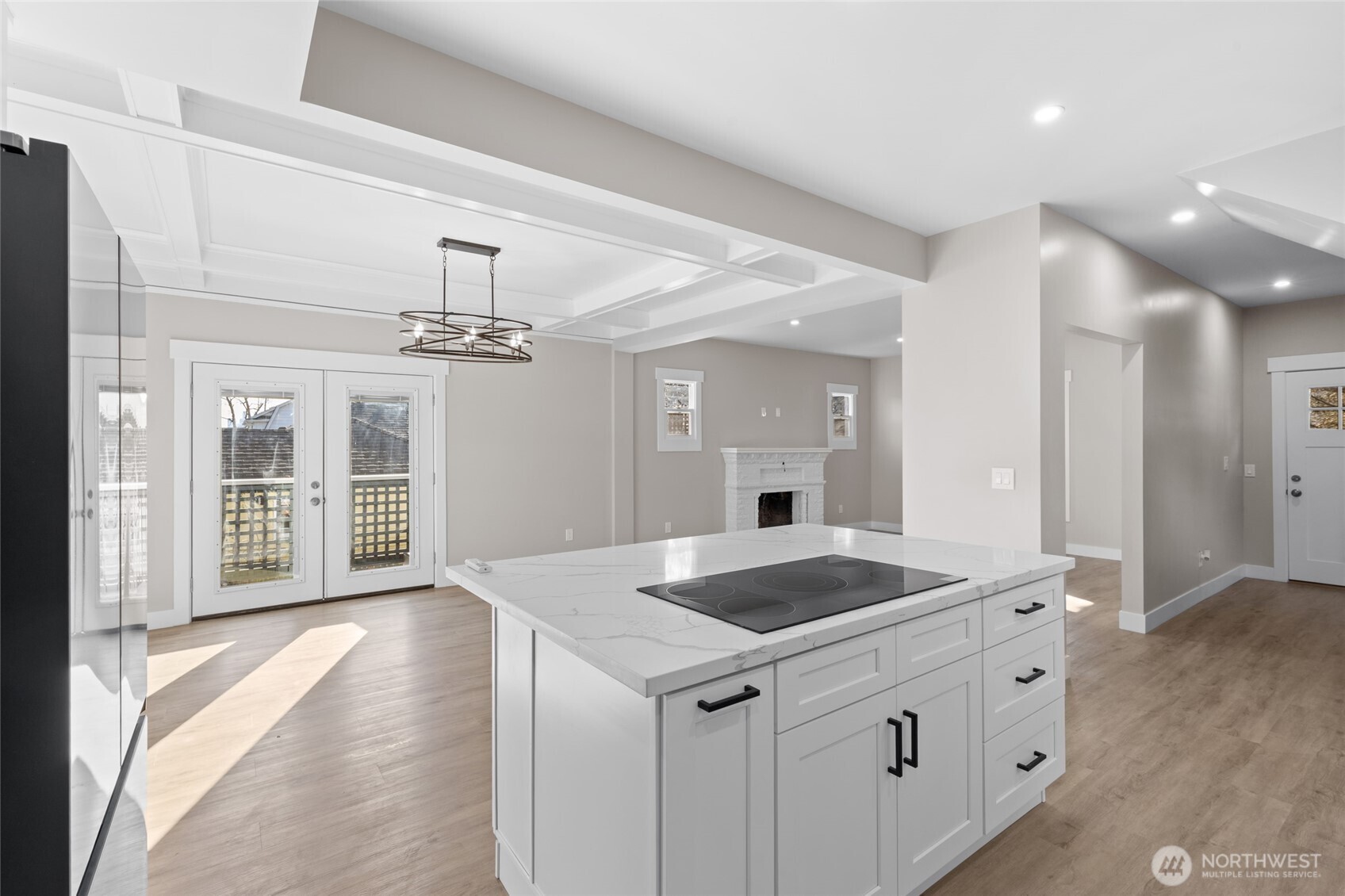 4228 Eastern Avenue North Seattle, WA 98103 - Photo 7 of 26