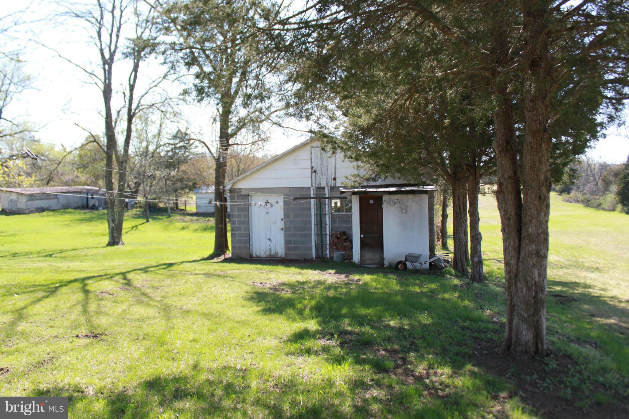 736 Reliance Road Middletown, VA 22645 - Photo 11 of 19 Exterior (Rear)