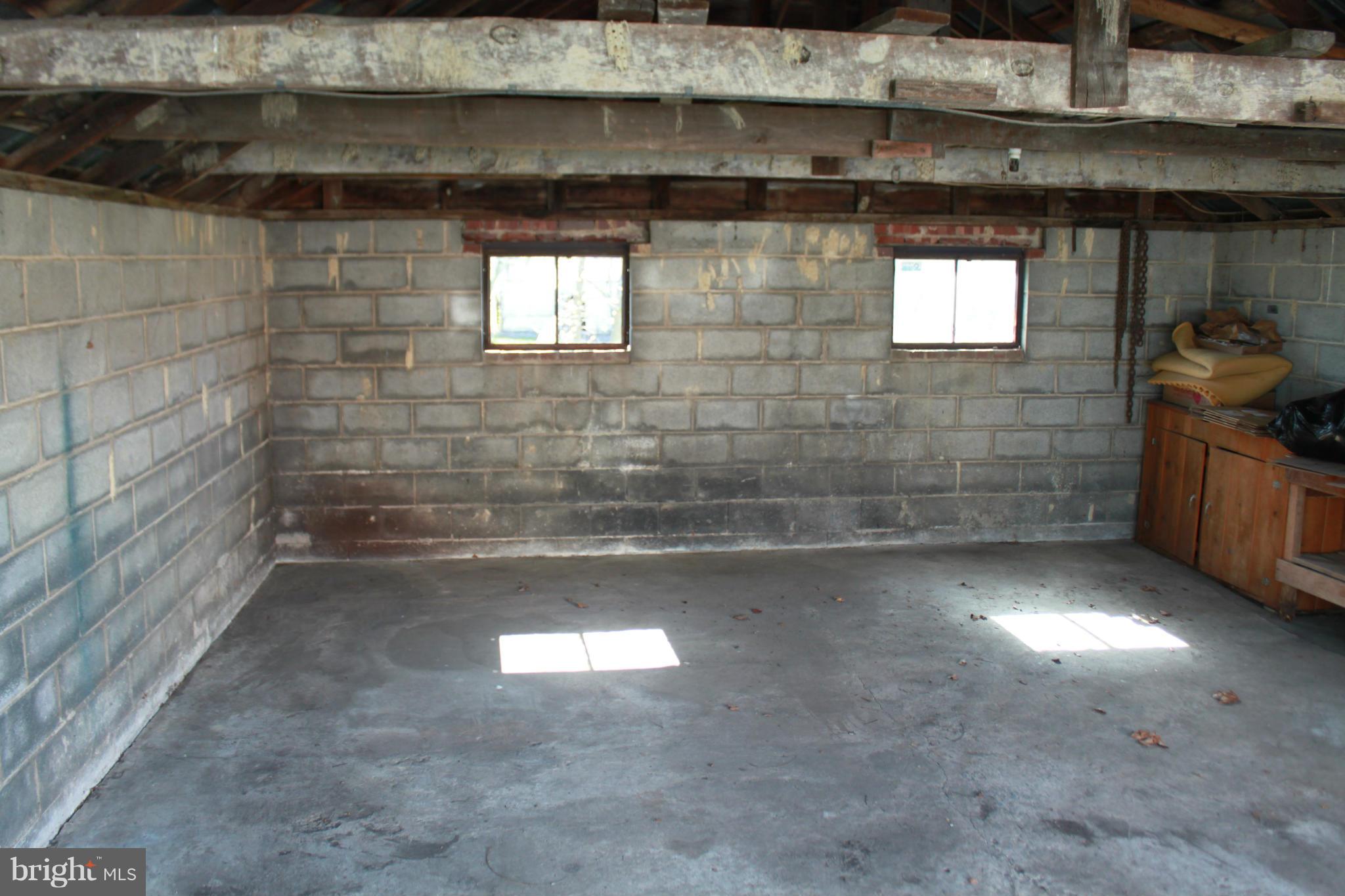 736 Reliance Road Middletown, VA 22645 - Photo 9 of 19 Garage