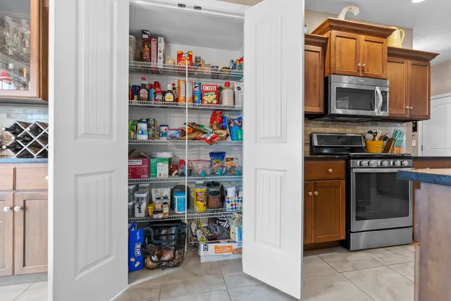 $495,000 | 1520 Stoneroller Circle, Bloomington, IL 61705