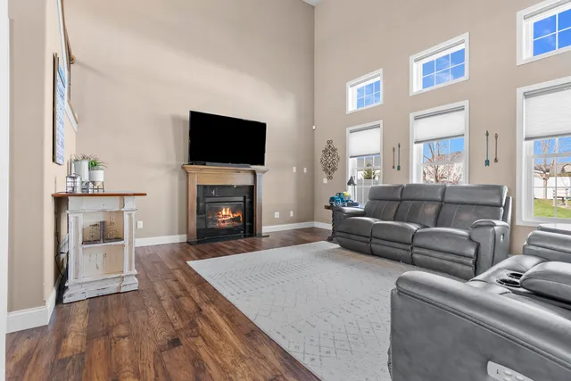 $495,000 | 1520 Stoneroller Circle, Bloomington, IL 61705