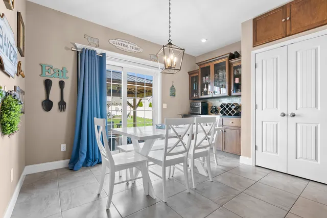 $495,000 | 1520 Stoneroller Circle, Bloomington, IL 61705