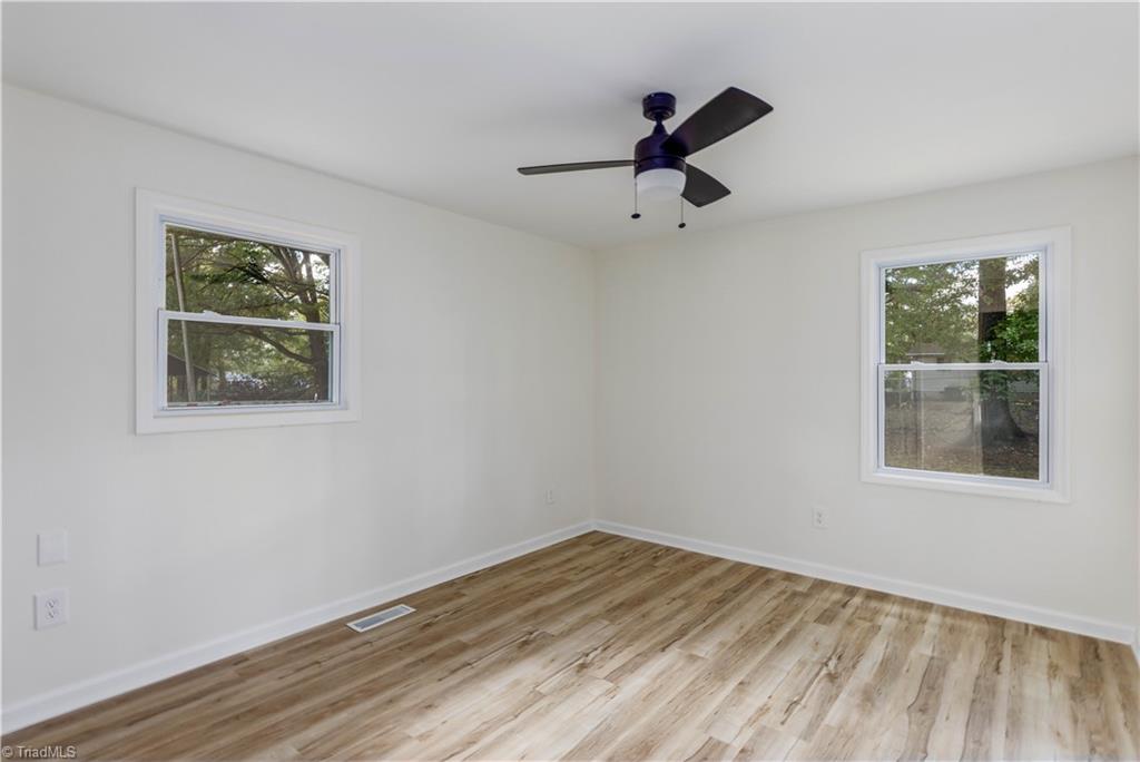 304 Windley Street High Point, NC 27260 - Photo 9 of 20 Gallery Image 9