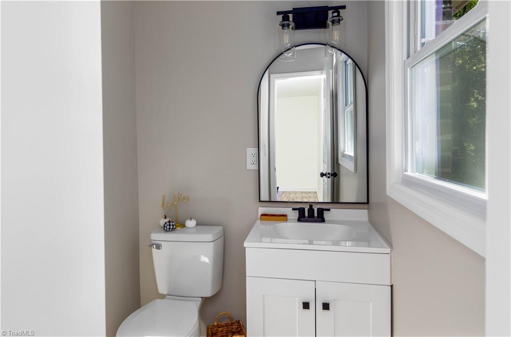 304 Windley Street High Point, NC 27260 - Photo 10 of 20 Gallery Image 10