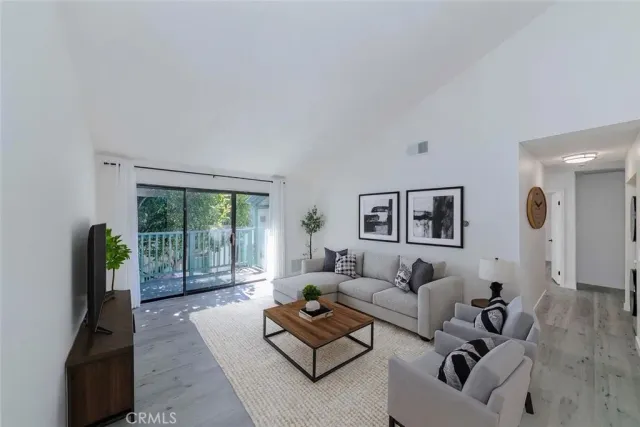 $550,000 | 20553 South Vermont Avenue, Unit 6, Torrance, CA 90503