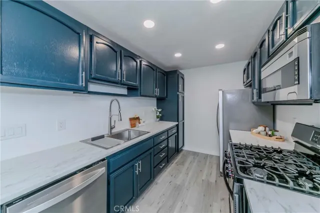 $550,000 | 20553 South Vermont Avenue, Unit 6, Torrance, CA 90503