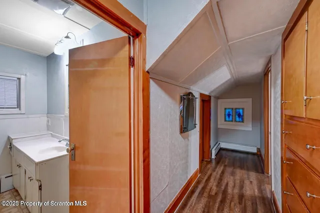 $1,200 | 1326 Winton Street, Archbald, PA 18403