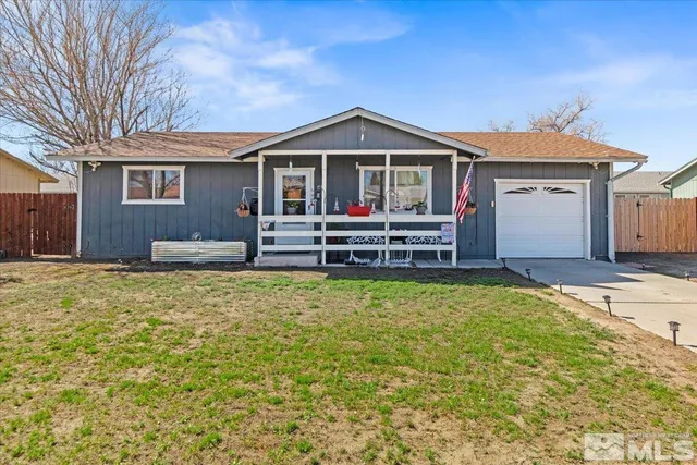 a front view of house with yard